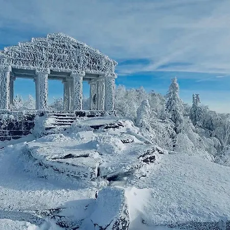 L'escale Du Donon « le Temple De Cupidon » Grandfontaine (Bas-Rhin)